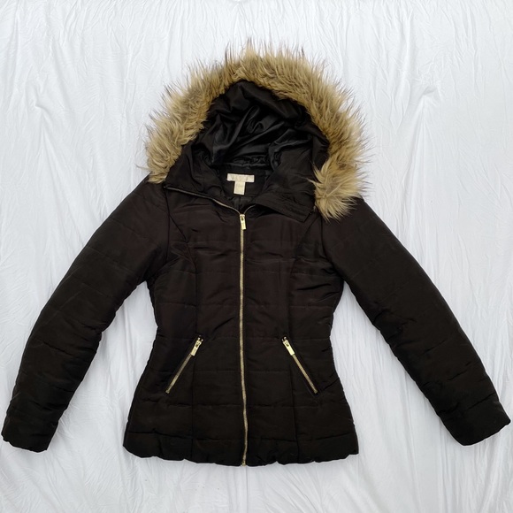 H&M Jackets & Blazers - H&M Winter Puffy Puffer Black Coat with Gold Zipper and Faux Fur Hood Women 4 S